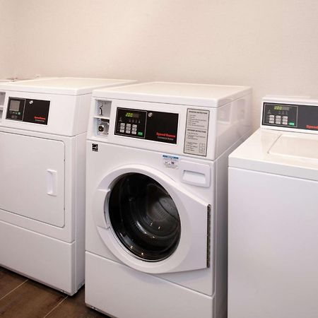 Hampton Inn & Suites Буена Парк Екстериор снимка